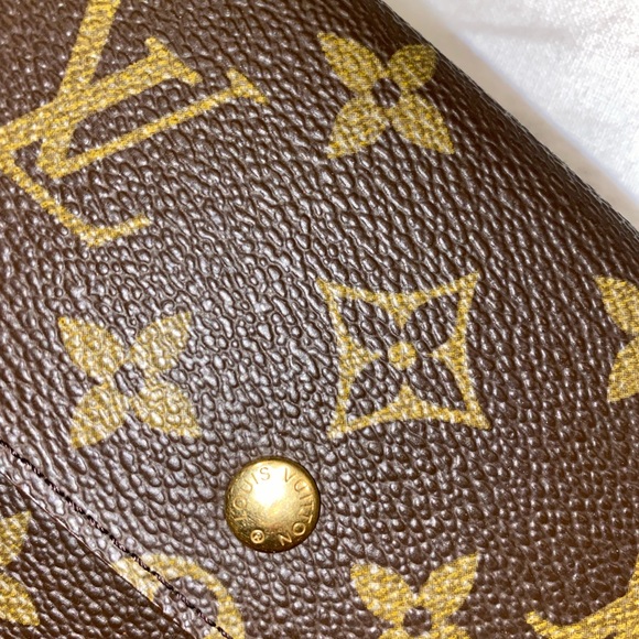 Authentic Louis Vuitton Monogram Trifold Wallet - Picture 8 of 8